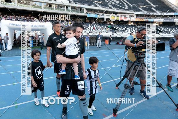 Buy your photos of the eventBotafogo x Athtico-PR  Nilton Santos- 11/08/2019 on Fotop