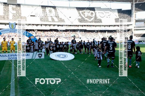 Buy your photos of the eventBotafogo x Athtico-PR  Nilton Santos- 11/08/2019 on Fotop