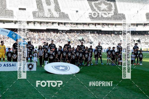 Buy your photos of the eventBotafogo x Athtico-PR  Nilton Santos- 11/08/2019 on Fotop