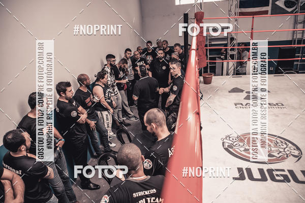 Buy your photos of the eventINFIGHT on Fotop
