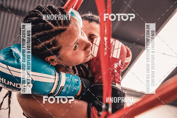 Buy your photos of the eventINFIGHT on Fotop