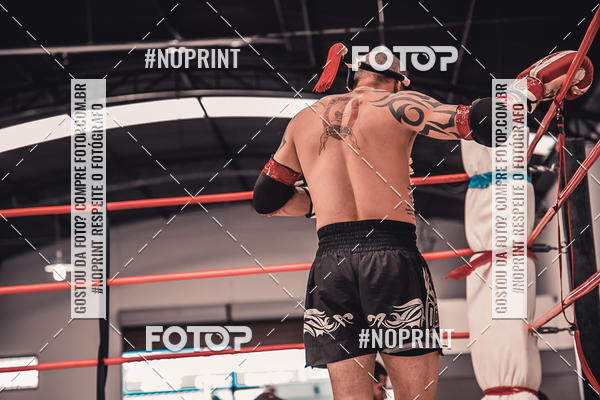 Buy your photos of the eventINFIGHT on Fotop