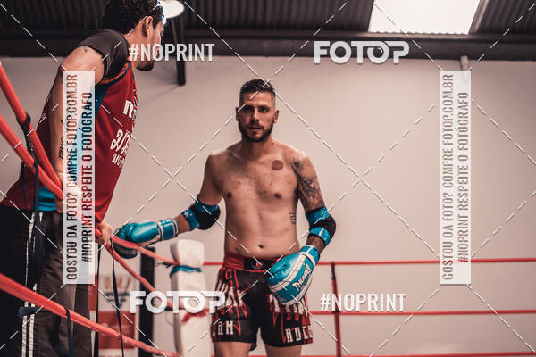 Buy your photos of the eventINFIGHT on Fotop