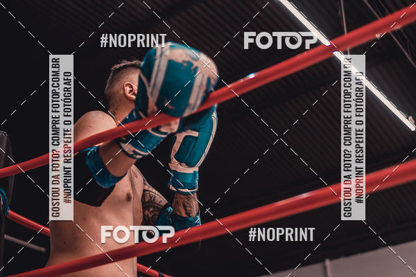Buy your photos of the eventINFIGHT on Fotop