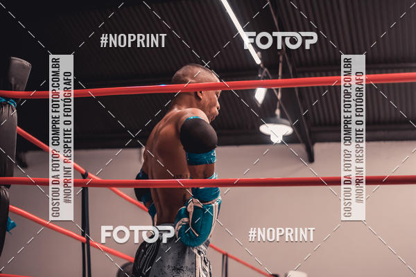 Buy your photos of the eventINFIGHT on Fotop