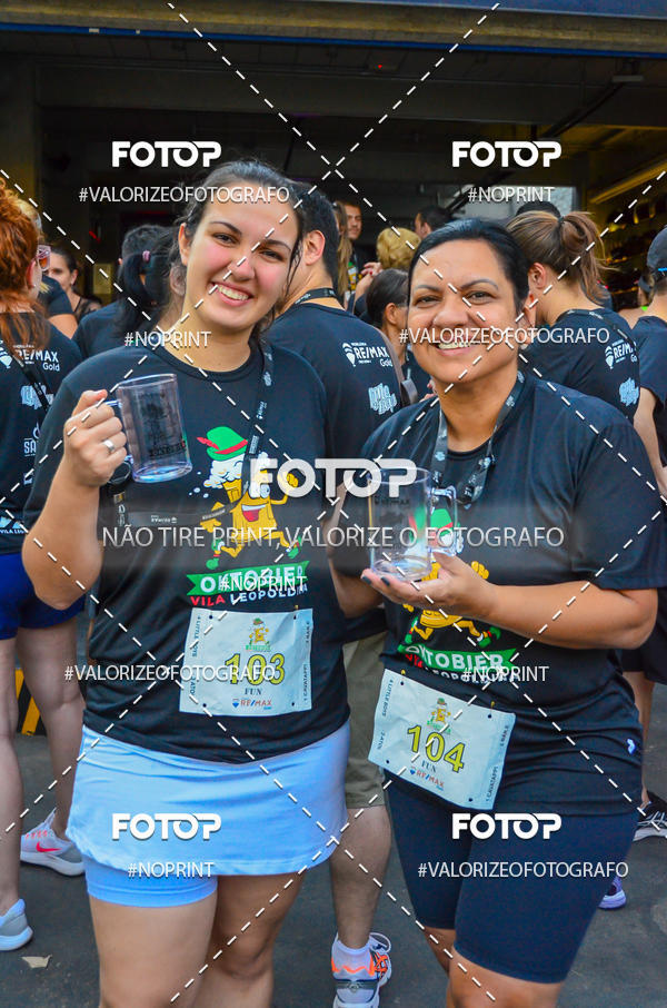 Buy your photos of the eventOktobier Corrida da Cerveja 2019 on Fotop