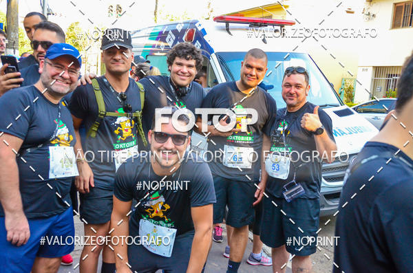 Buy your photos of the eventOktobier Corrida da Cerveja 2019 on Fotop