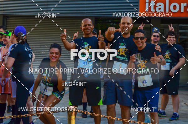 Buy your photos of the eventOktobier Corrida da Cerveja 2019 on Fotop