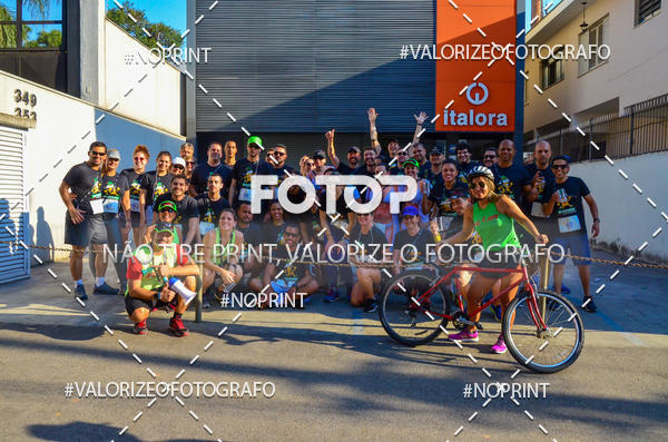 Buy your photos of the eventOktobier Corrida da Cerveja 2019 on Fotop