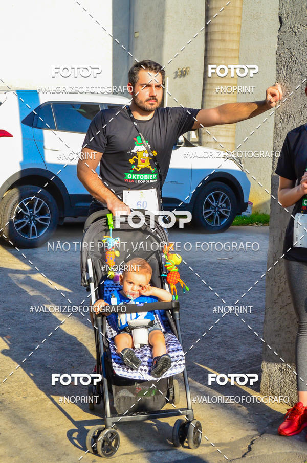 Buy your photos of the eventOktobier Corrida da Cerveja 2019 on Fotop