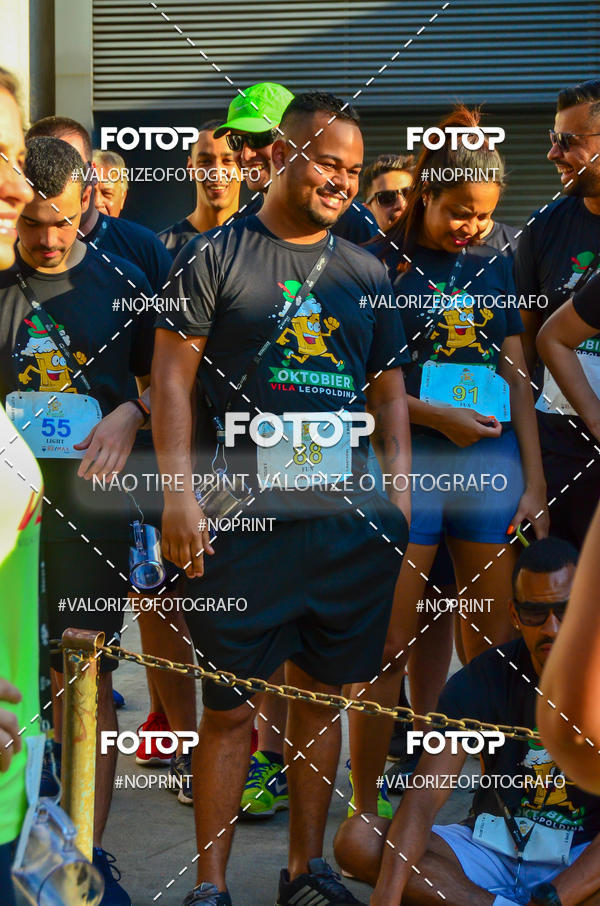 Buy your photos of the eventOktobier Corrida da Cerveja 2019 on Fotop