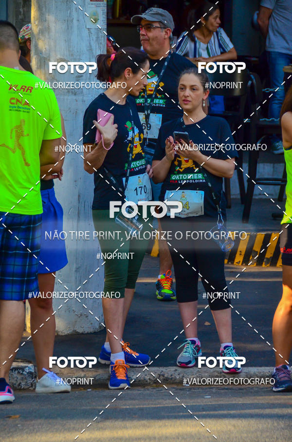 Buy your photos of the eventOktobier Corrida da Cerveja 2019 on Fotop