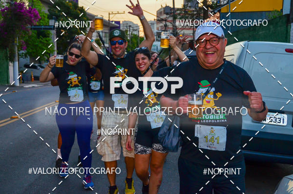 Buy your photos of the eventOktobier Corrida da Cerveja 2019 on Fotop