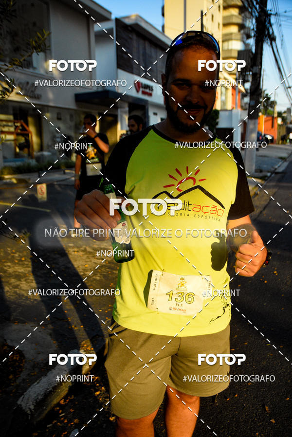 Buy your photos of the eventOktobier Corrida da Cerveja 2019 on Fotop