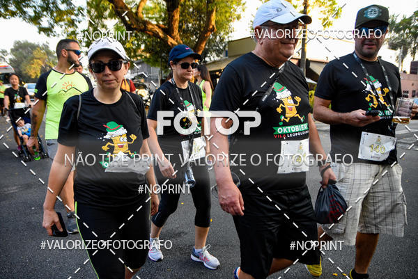 Buy your photos of the eventOktobier Corrida da Cerveja 2019 on Fotop
