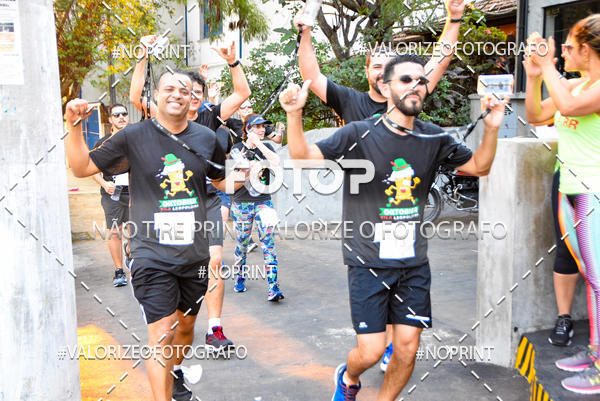 Buy your photos of the eventOktobier Corrida da Cerveja 2019 on Fotop