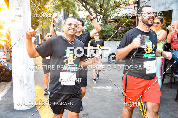 Buy your photos of the eventOktobier Corrida da Cerveja 2019 on Fotop