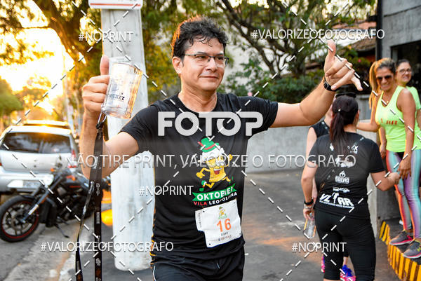 Buy your photos of the eventOktobier Corrida da Cerveja 2019 on Fotop