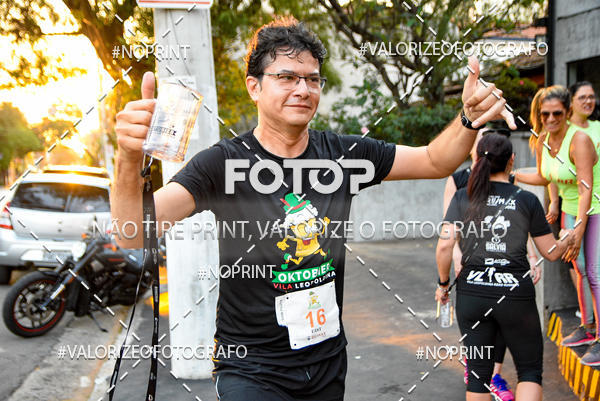 Buy your photos of the eventOktobier Corrida da Cerveja 2019 on Fotop