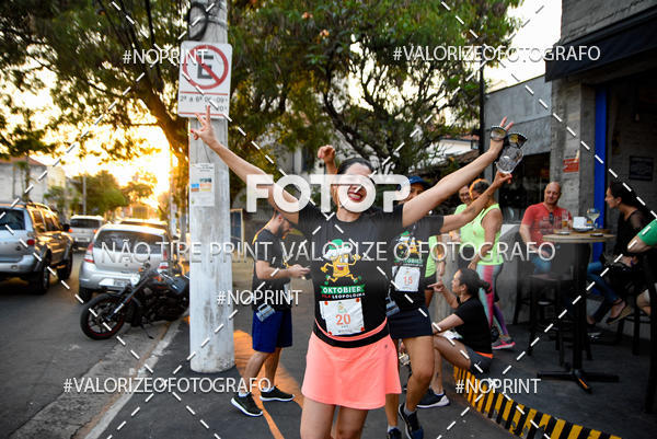 Buy your photos of the eventOktobier Corrida da Cerveja 2019 on Fotop