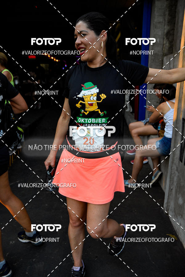 Buy your photos of the eventOktobier Corrida da Cerveja 2019 on Fotop