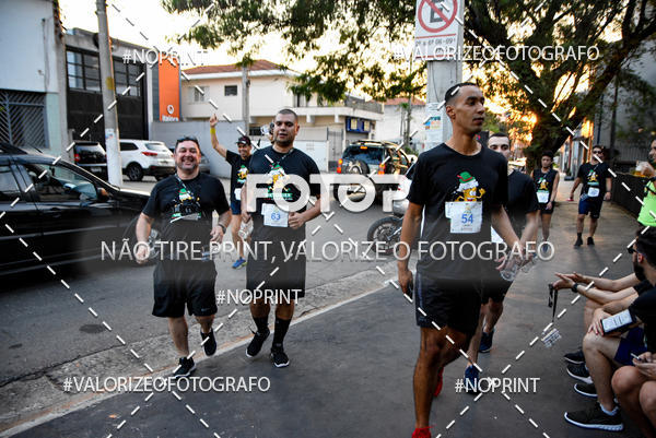 Buy your photos of the eventOktobier Corrida da Cerveja 2019 on Fotop