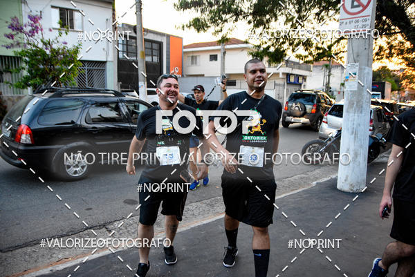Buy your photos of the eventOktobier Corrida da Cerveja 2019 on Fotop
