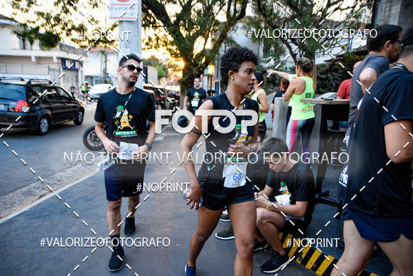 Buy your photos of the eventOktobier Corrida da Cerveja 2019 on Fotop