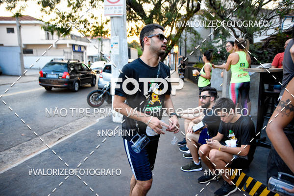 Buy your photos of the eventOktobier Corrida da Cerveja 2019 on Fotop