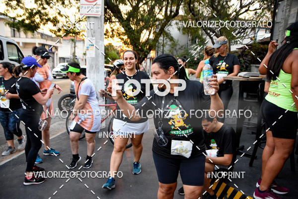 Buy your photos of the eventOktobier Corrida da Cerveja 2019 on Fotop