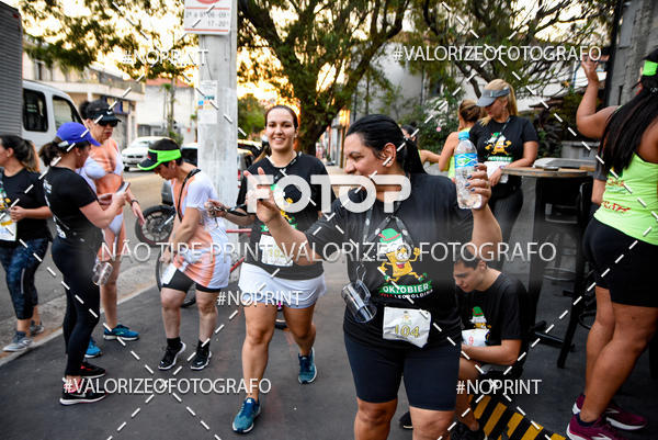 Buy your photos of the eventOktobier Corrida da Cerveja 2019 on Fotop