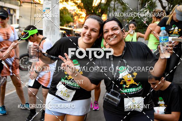 Buy your photos of the eventOktobier Corrida da Cerveja 2019 on Fotop