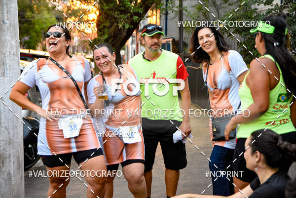 Buy your photos of the eventOktobier Corrida da Cerveja 2019 on Fotop