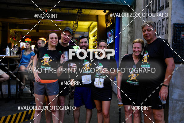 Buy your photos of the eventOktobier Corrida da Cerveja 2019 on Fotop