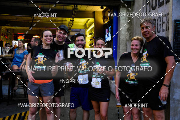Buy your photos of the eventOktobier Corrida da Cerveja 2019 on Fotop