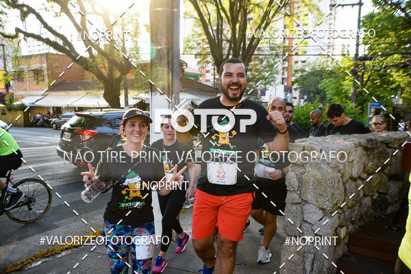 Buy your photos of the eventOktobier Corrida da Cerveja 2019 on Fotop