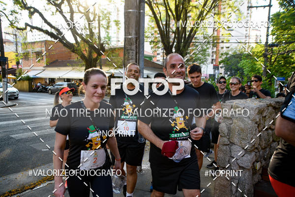 Buy your photos of the eventOktobier Corrida da Cerveja 2019 on Fotop