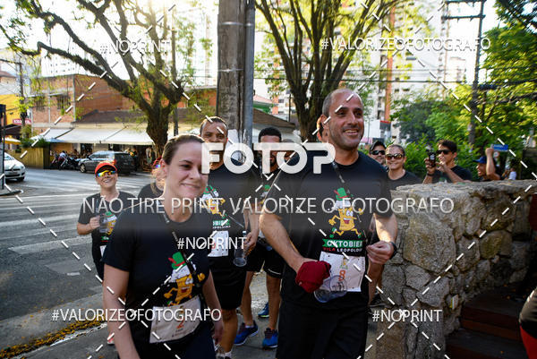 Buy your photos of the eventOktobier Corrida da Cerveja 2019 on Fotop