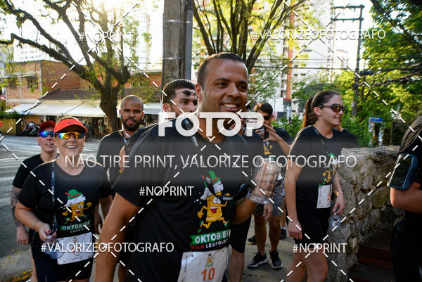 Buy your photos of the eventOktobier Corrida da Cerveja 2019 on Fotop