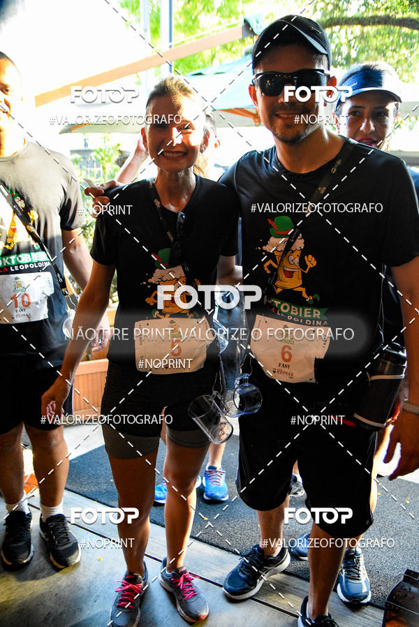 Buy your photos of the eventOktobier Corrida da Cerveja 2019 on Fotop