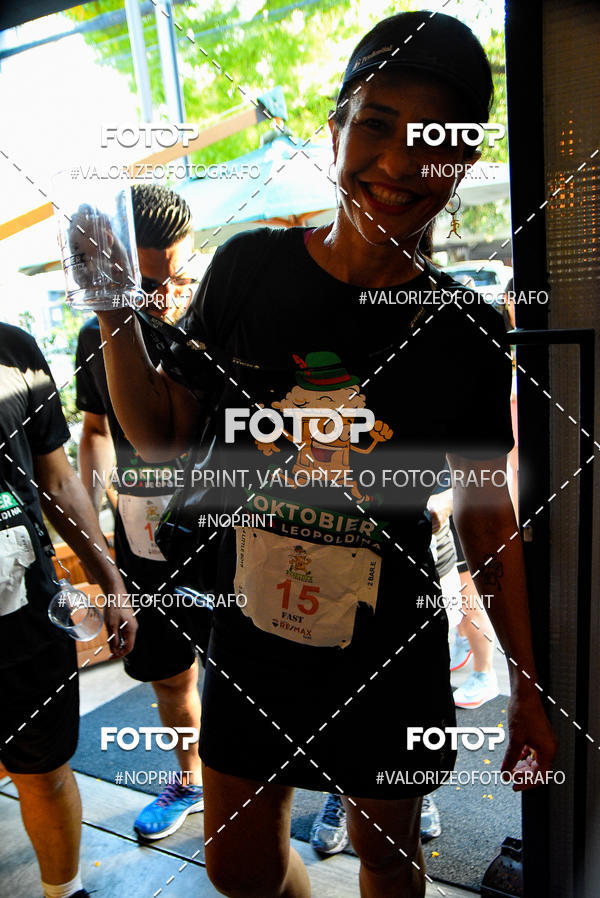 Buy your photos of the eventOktobier Corrida da Cerveja 2019 on Fotop