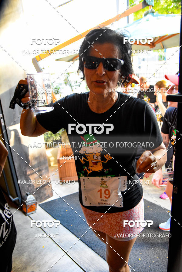 Buy your photos of the eventOktobier Corrida da Cerveja 2019 on Fotop