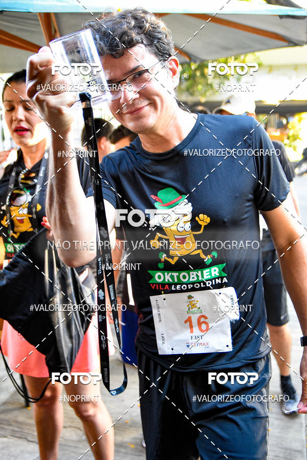 Buy your photos of the eventOktobier Corrida da Cerveja 2019 on Fotop