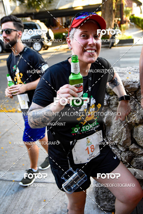 Buy your photos of the eventOktobier Corrida da Cerveja 2019 on Fotop