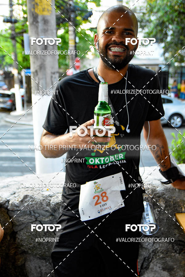 Buy your photos of the eventOktobier Corrida da Cerveja 2019 on Fotop