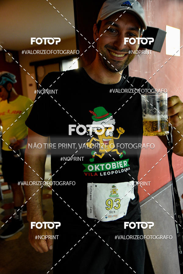 Buy your photos of the eventOktobier Corrida da Cerveja 2019 on Fotop