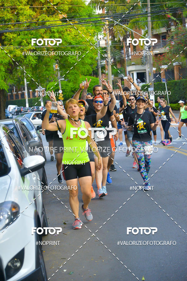 Buy your photos of the eventOktobier Corrida da Cerveja 2019 on Fotop
