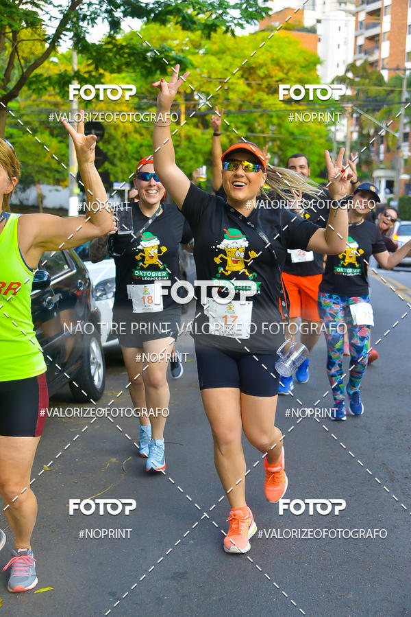 Buy your photos of the eventOktobier Corrida da Cerveja 2019 on Fotop
