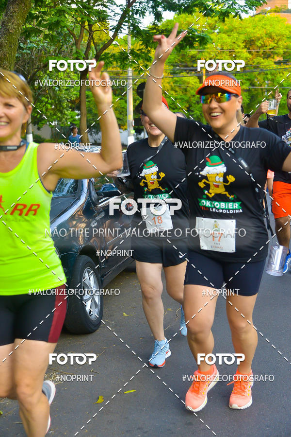 Buy your photos of the eventOktobier Corrida da Cerveja 2019 on Fotop