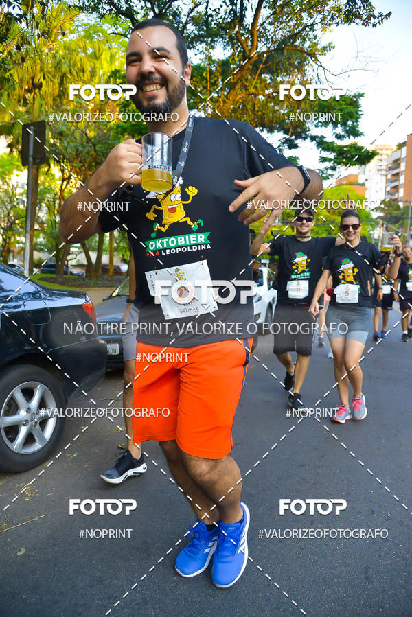 Buy your photos of the eventOktobier Corrida da Cerveja 2019 on Fotop